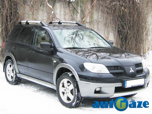 Mitsubishi Outlander 2.4i