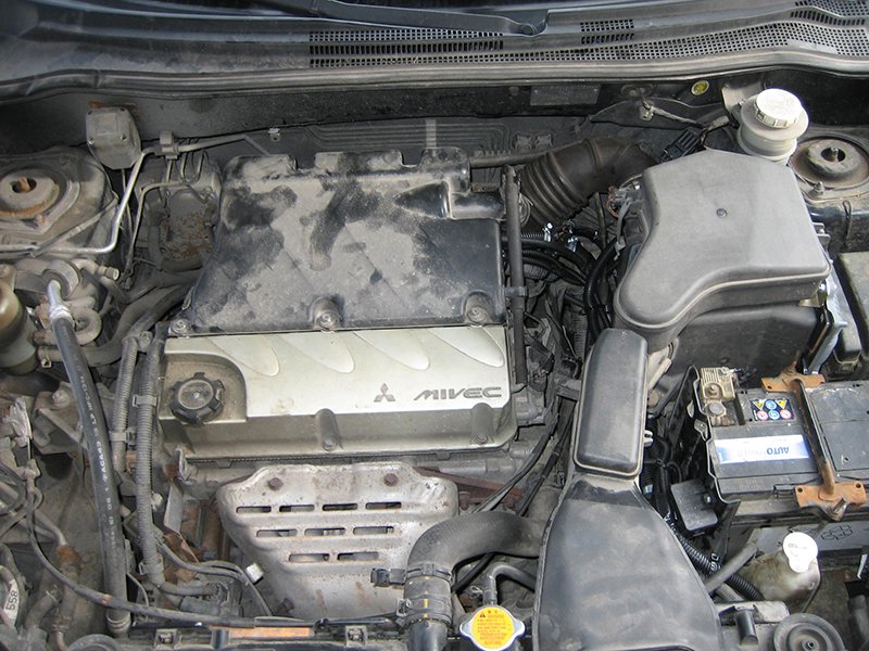 Mitsubishi Outlander 2005. gads