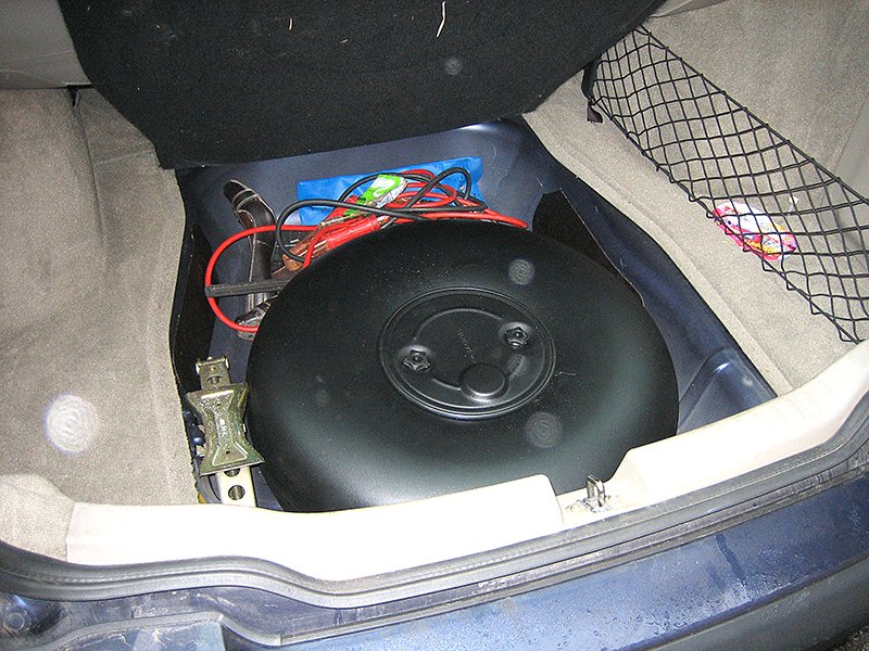 Uzstādīta gāzes iekārta Volvo V40 2002. gads 1,8 benzīns/gāze