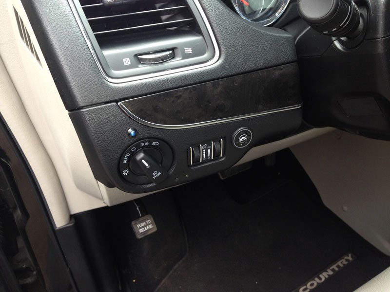 Chrysler Town and Country