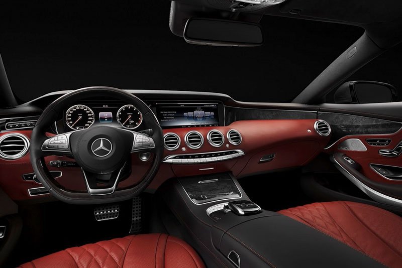 'Mercedes-Benz' oficiāli atklājis jauno S-klases kupeju